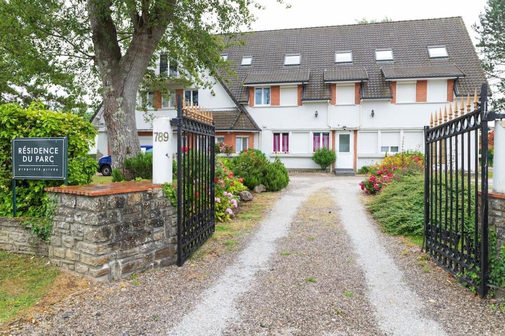 Residence Grand Jardin Attenant Tennis, Mini Golf, Sauna, Petanque Cucq Εξωτερικό φωτογραφία